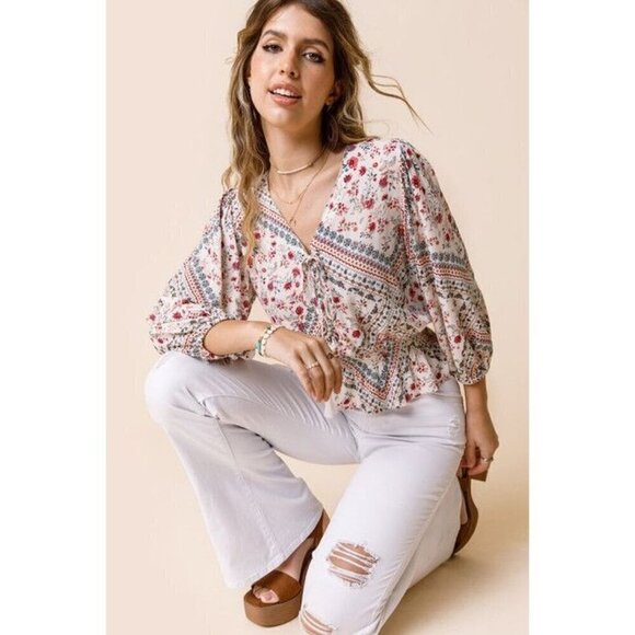 Francesca's Mi Ami Catelyn White Red Lace Up Tile Print Blouse XS - Picture 1 of 6